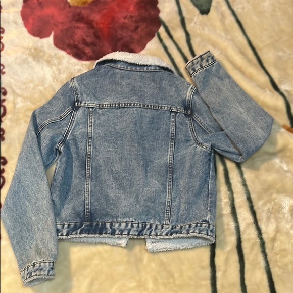 Blue and White Cropped Jean Jacket with Pointed Collar - Picture 2 of 2